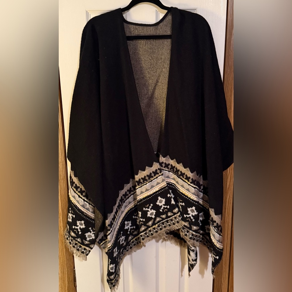 Aztec Design Shawl/Wrap Randolph Duke / The Look Luxe
